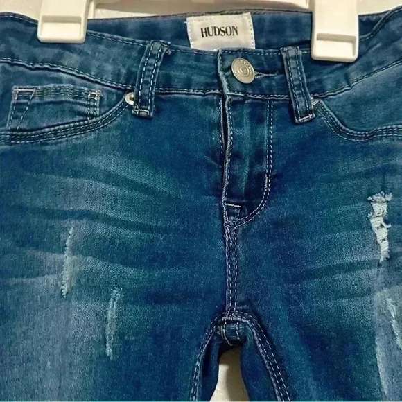 250. Hudson Skinny Jeans Distressed Ripped Girls Size 8 Dark Wash Straight - Picture 3 of 7